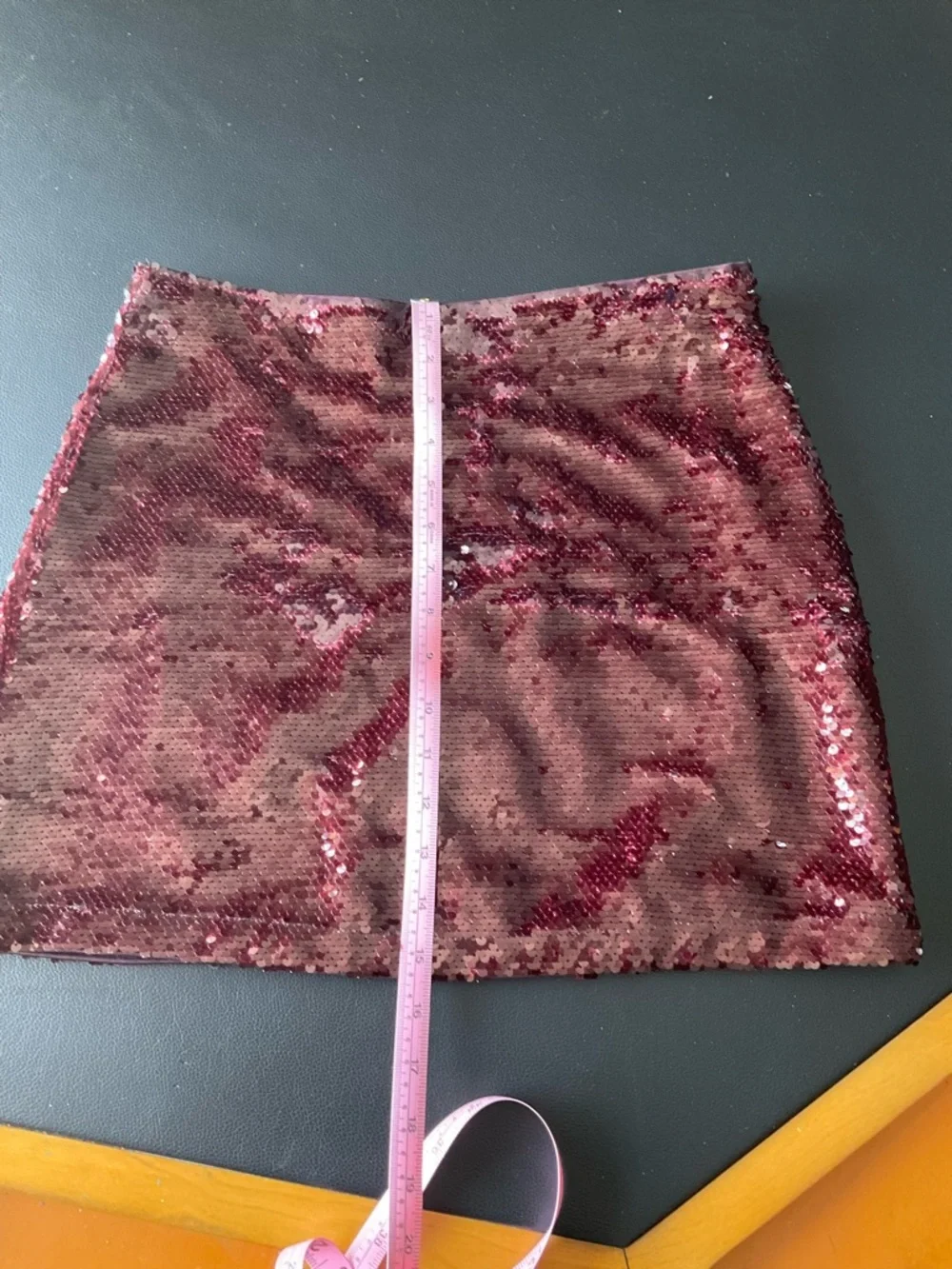 H&M Sequin Mini Skirt in Burgundy - Picture 5 of 5